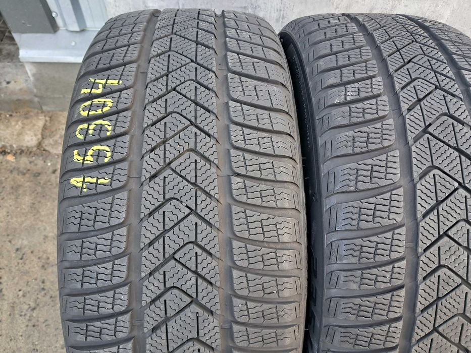 Резина зимова, Pirelli Sottozero 3 235/45 R18 (арт.15304)