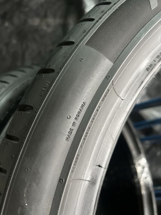 255/35/19+225/40/19 R19 Pirelli PZero PZ4 4шт нові