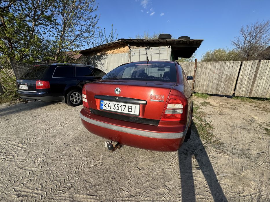 Шкода тур 2003 року