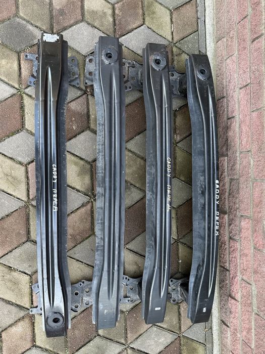 Підсилювач Уселитель бампера  передній задній VW Caddy Touran Golf 5