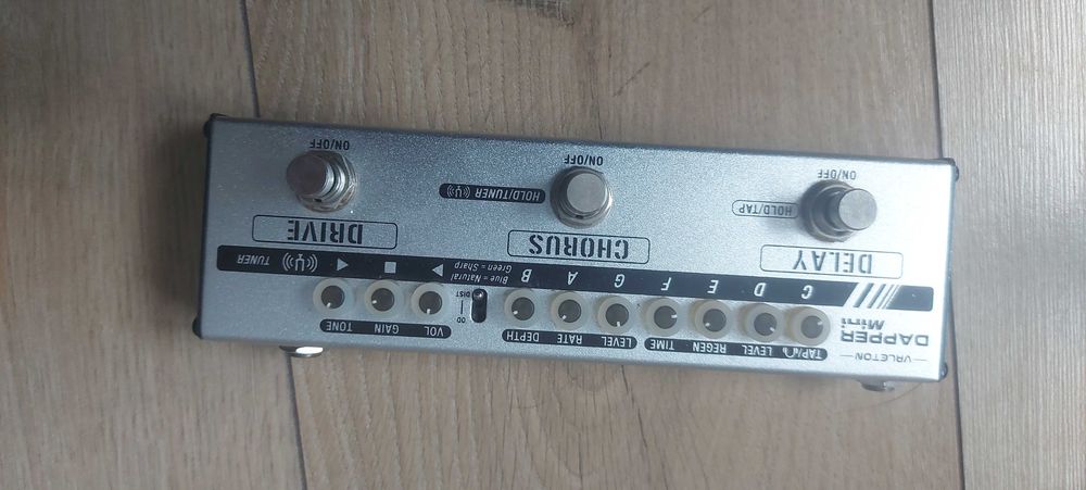 Efekt gitarowy Valeton Dapper mini