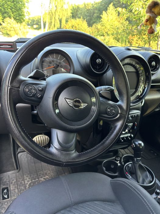 Продам Mini Countryman 2015 R60