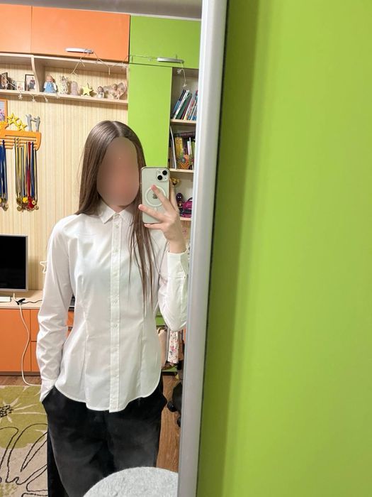 Біла рубашка жіноча xs