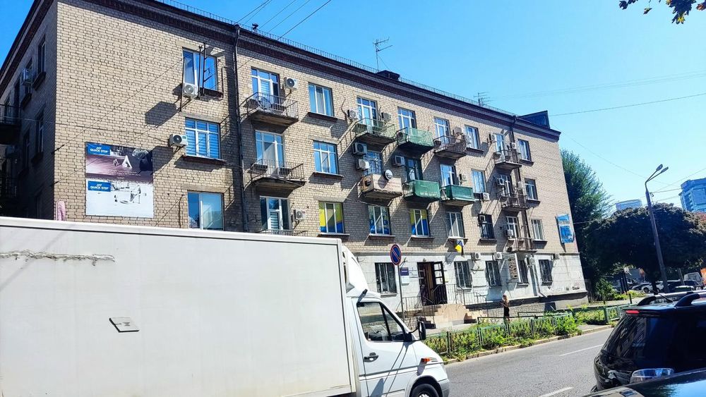 Продажа помещения в Центре 25 м.кв. г. Днепр ул. Плеханова - Ленина