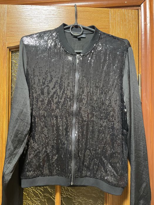 Продам бомпер с пайетками