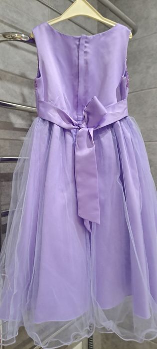 Плаття нарядні для дівчинки 3-6років