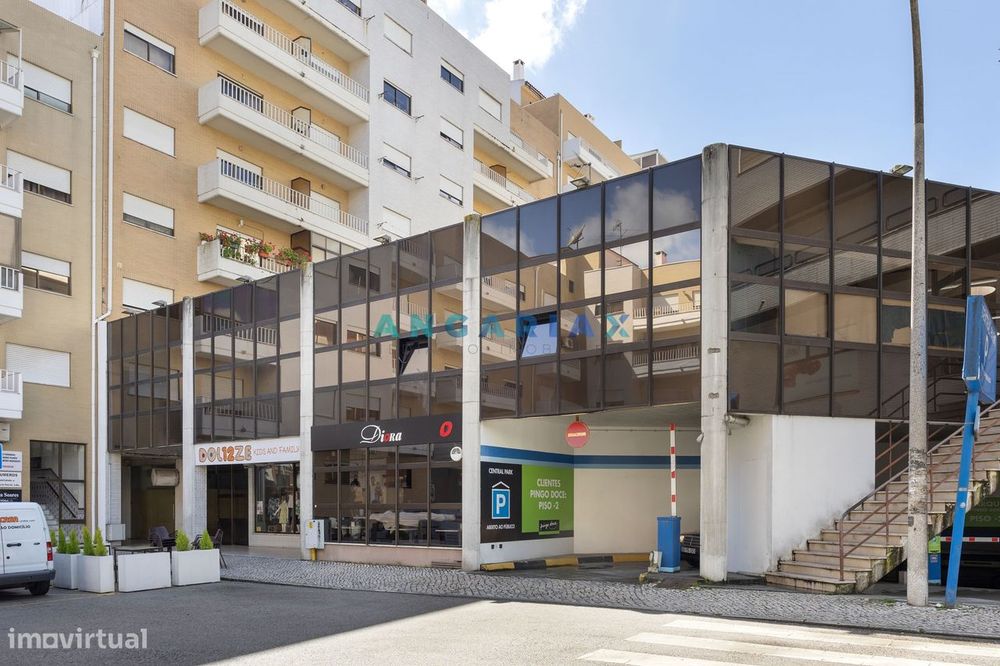 ANG1596 – Escritório para Venda em Leiria