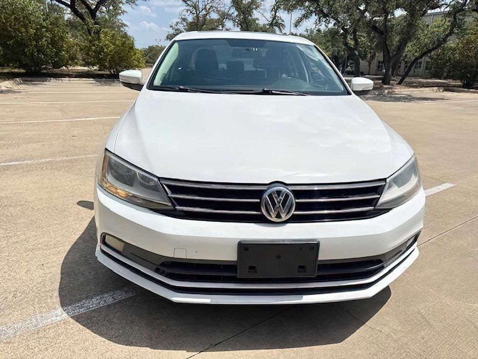 Volkswagen Jetta      2015