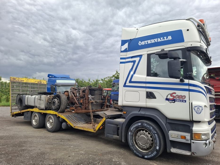 Holowanie tir  Pomoc drogowa transport maszyn