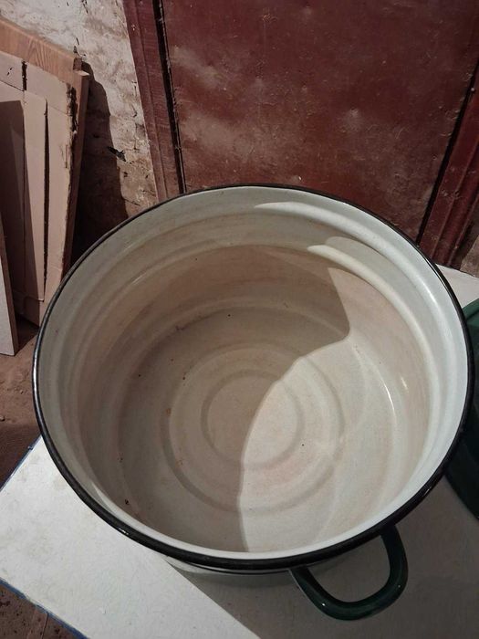 Кастрюля эмалированная 20л