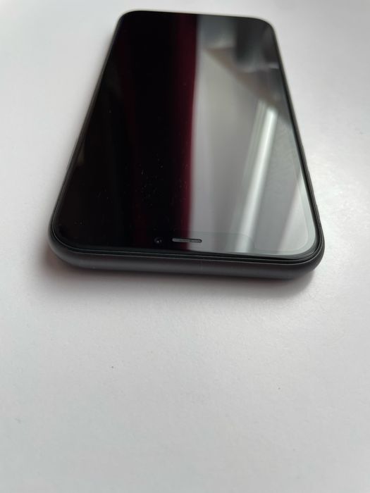 Продам Айфон 11 128gb
