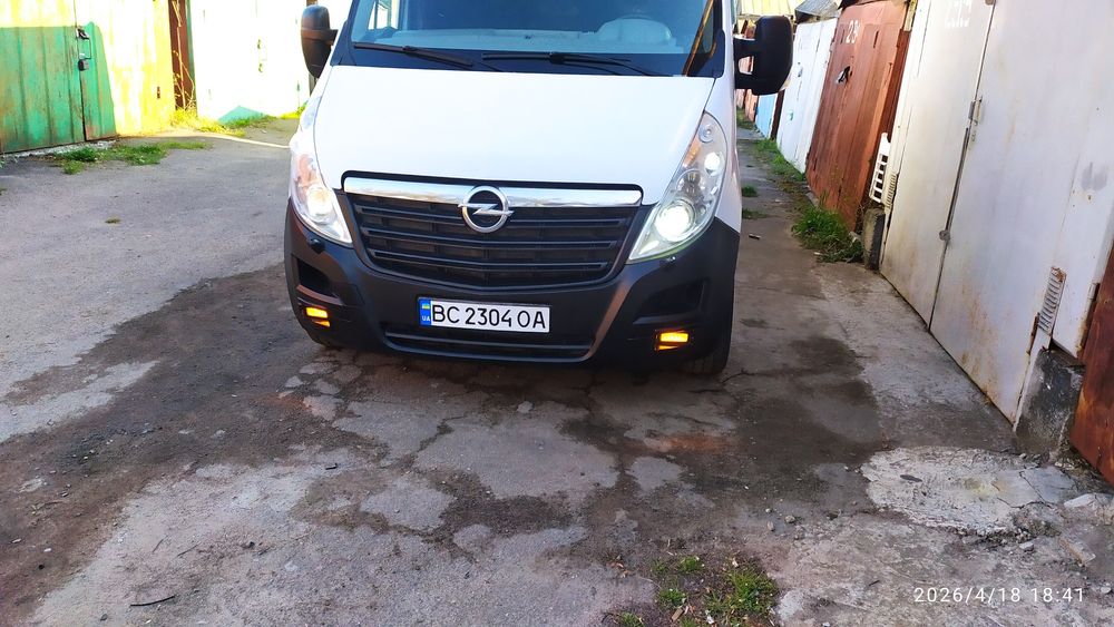 Opel movano 13-й рік