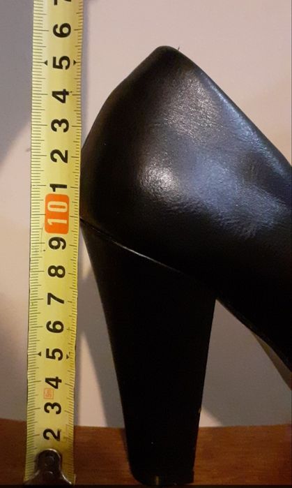 Туфлі чорні ideal shoes 39р.