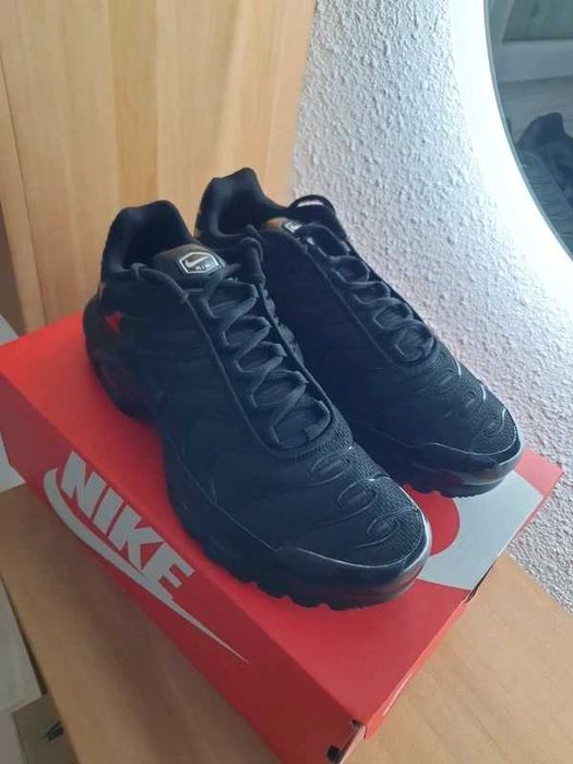 Nike Air Force Max TN Czarny R.39