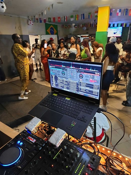 Dj Coluna Música Festas