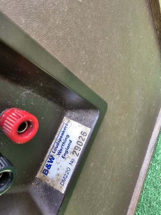 Colunas Classic Bowers & Wilkins (B&W)  DM220