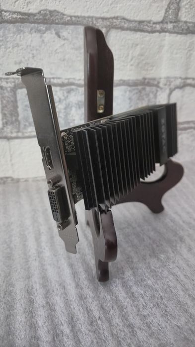 Відеокарта ZOTAC GeForce GT 1030 2GB GDDR5 64-bit