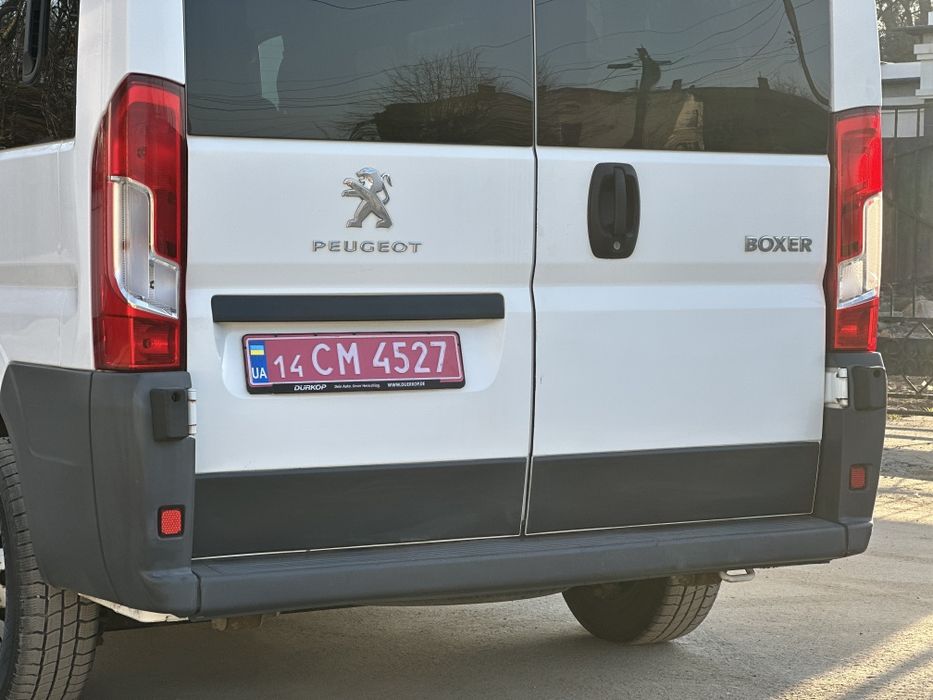 Пасажир 9 місний