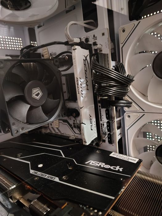 Оперативна пам'ять  Hyperx Firy DDR 4 16 gb