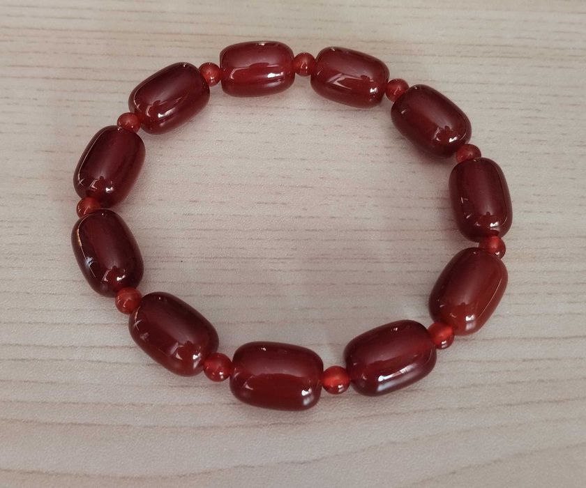 Браслет натуральные камни на 2026 год