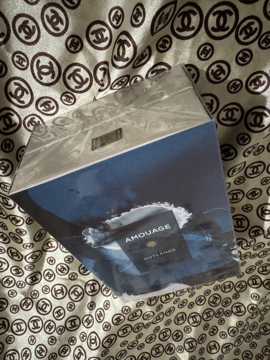 Perfume amouage outlands