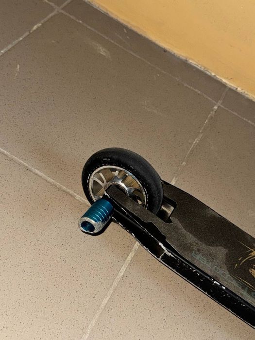 Трюковой самокат best scooter
