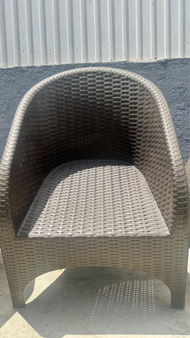 Cadeiras de Jardim/exterior em resina entrançada
