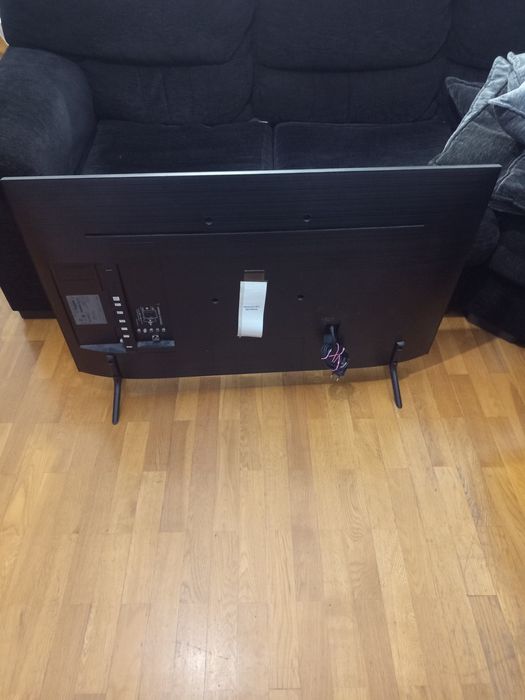 TV led Samsung 43",visor partido para peças