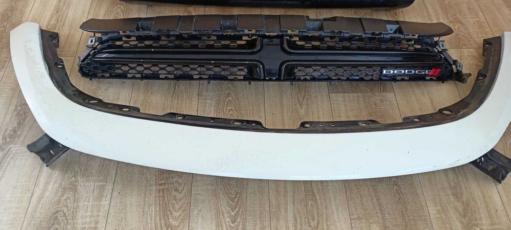 Dodge Dart 2012 - 2016 Kratka Wzmocnienie Wspornik Grill Zderzak Przód