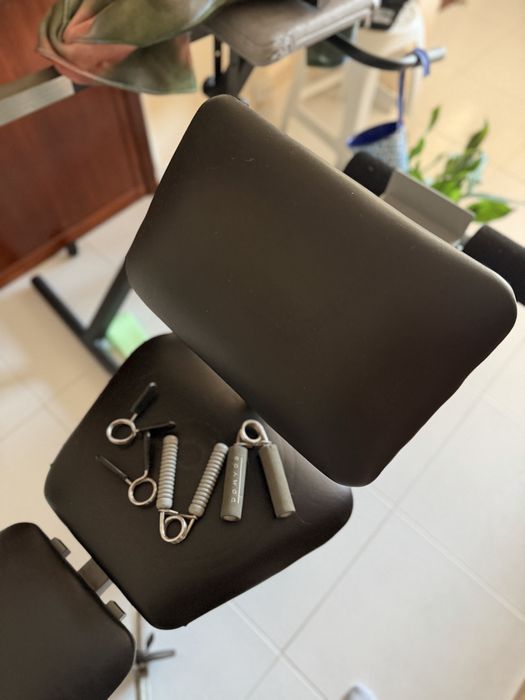 Conjunto completo de ginásio Domyos – banco, pesos e barras