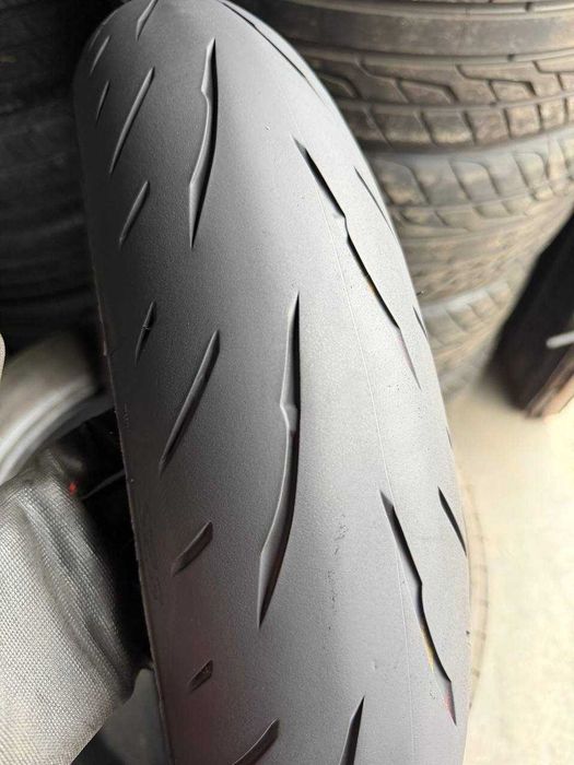 Мотошина Bridgestone 120/70/17 (58W)
