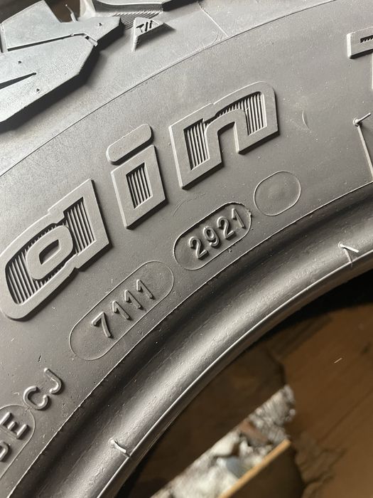 265/60 R18 BFGoodrich All Terrain T/A KO2 / USA / болотні шини