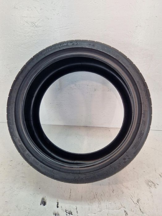 Opona Michelin Pilot Super Sport 245/35r19 93Y