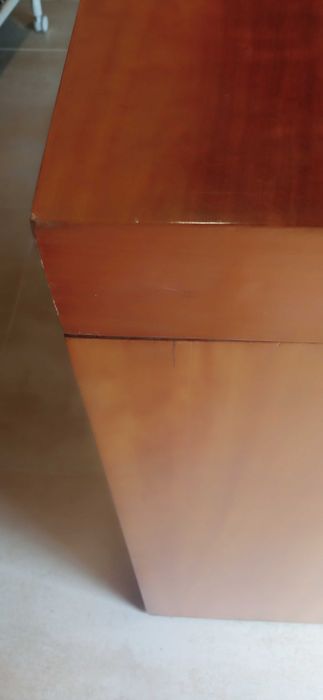 Mesa/secretária em cerejeira