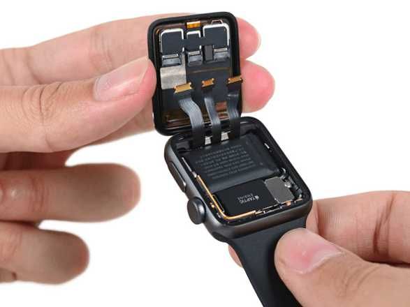 Терміновий ремонт iPhone, iPad, Apple Watch, MacBook