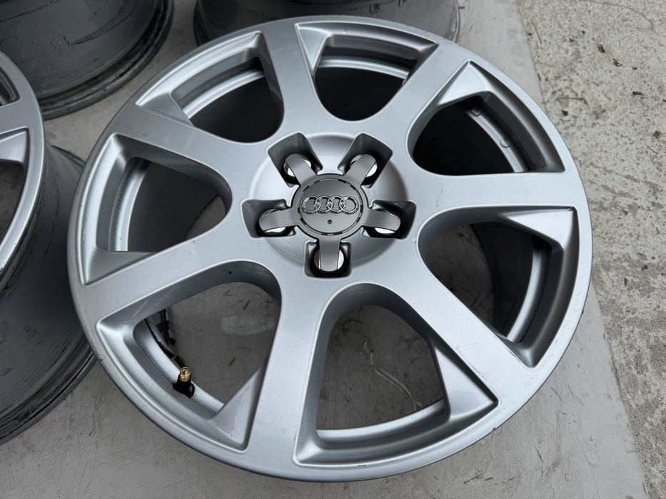 Оригінальні ковані диски Audi 5 112 R17