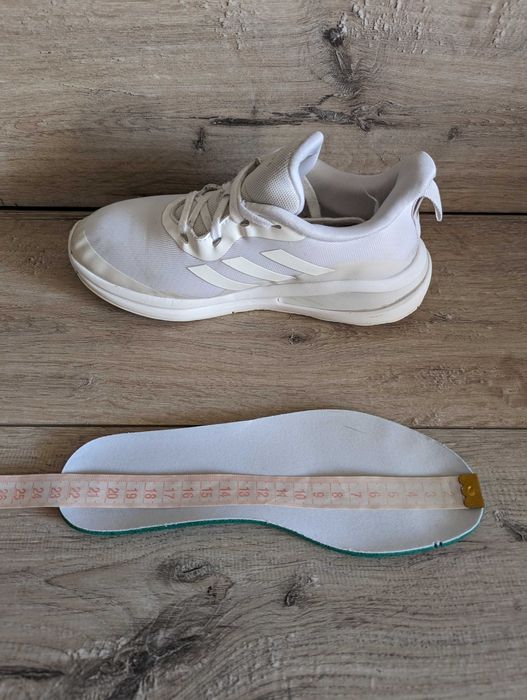 Белые кроссовки б/у Адидас Adidas FortaRun K 34 р 22.5 см