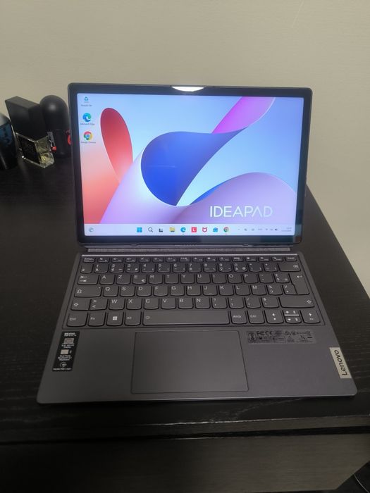 Lenovo IdeaPad Duet 5 12IRU8