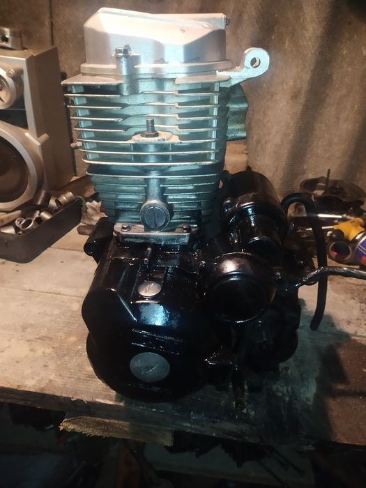 Продам двигун 200 куб