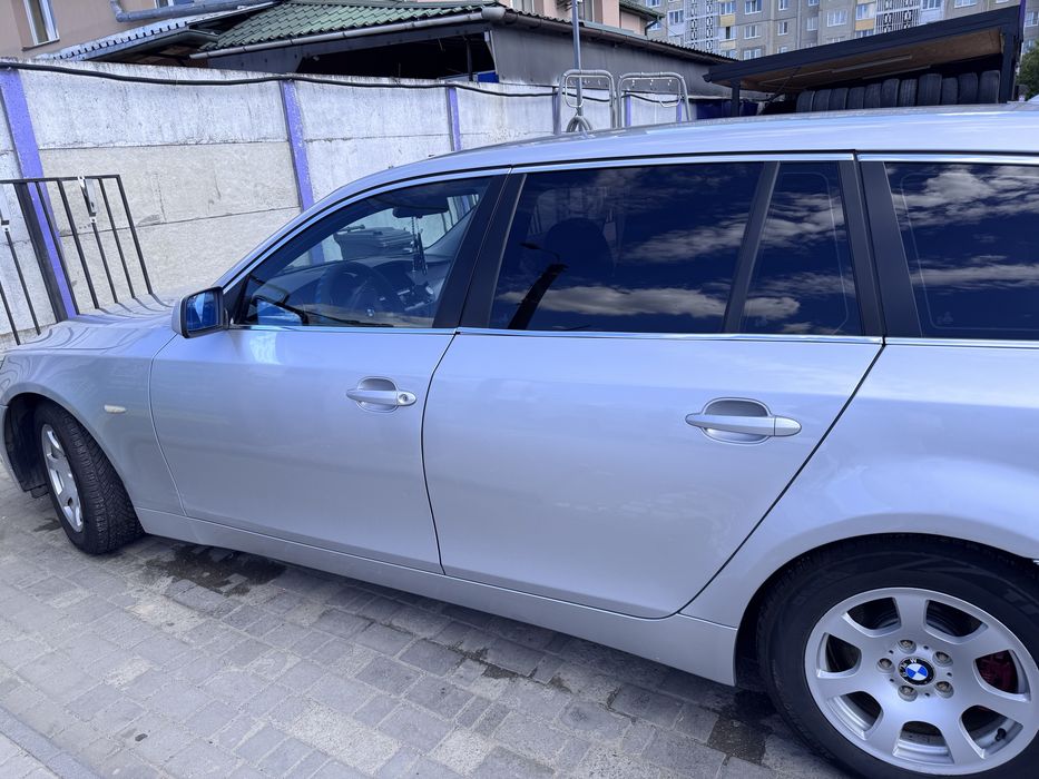 Продам BMW Е61 520d 2007року