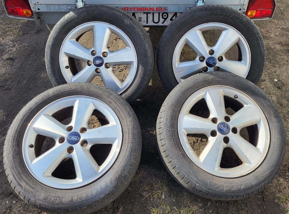 Koła  letnie 205/55 R16 felgi ALU oryginalne FORD (np Focus MK2)