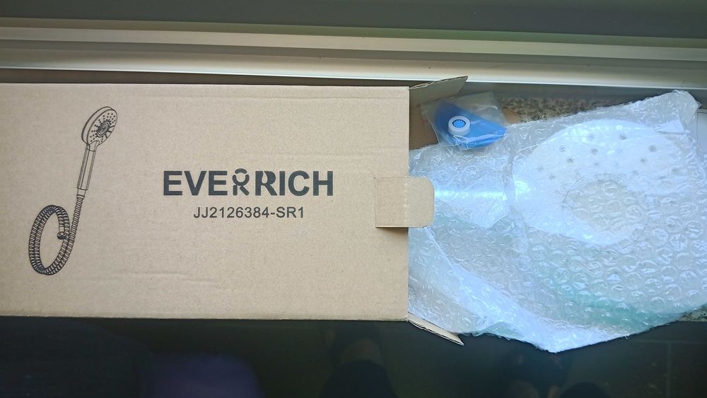 CHUVEIRO Mao Everrich Comando Jato Agua