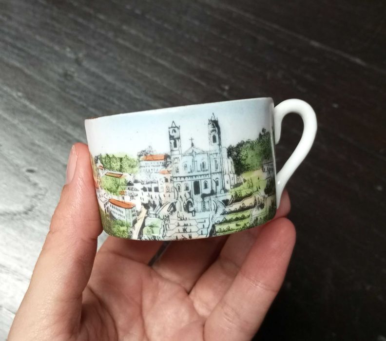 Antiga caneca e chávena de café Centenário Vista Alegre