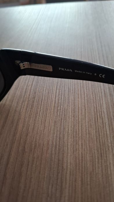 Okulary przeciwsloneczne Prada