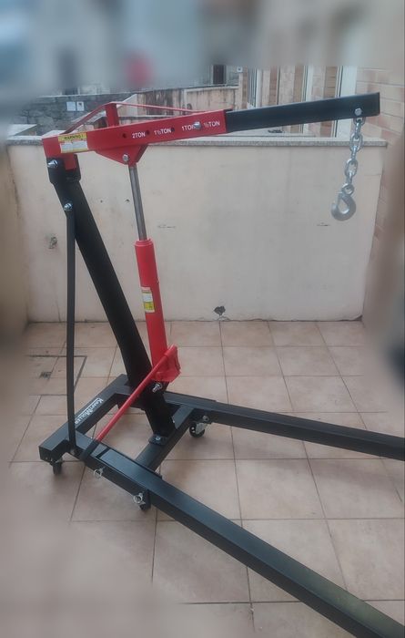 Aluguer Grua oficina para Motores