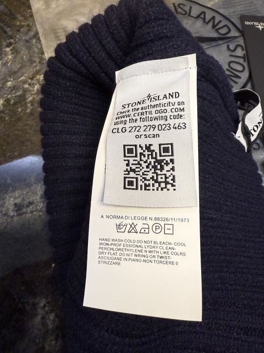 Шапка Stone Island