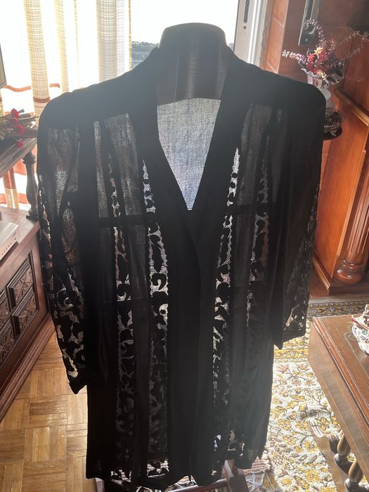 Roupa de perfil gótico e/ou vintage