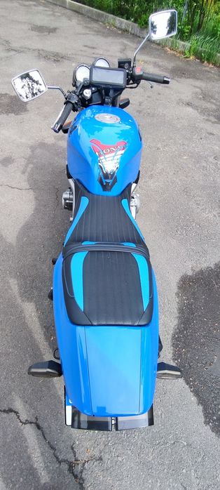 Honda CB-1 (NC27)