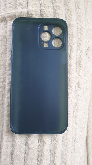Чехол чохол на IPhone 13 Pro