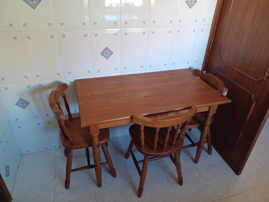 Alugo quarto individual a estudante - Aveiro